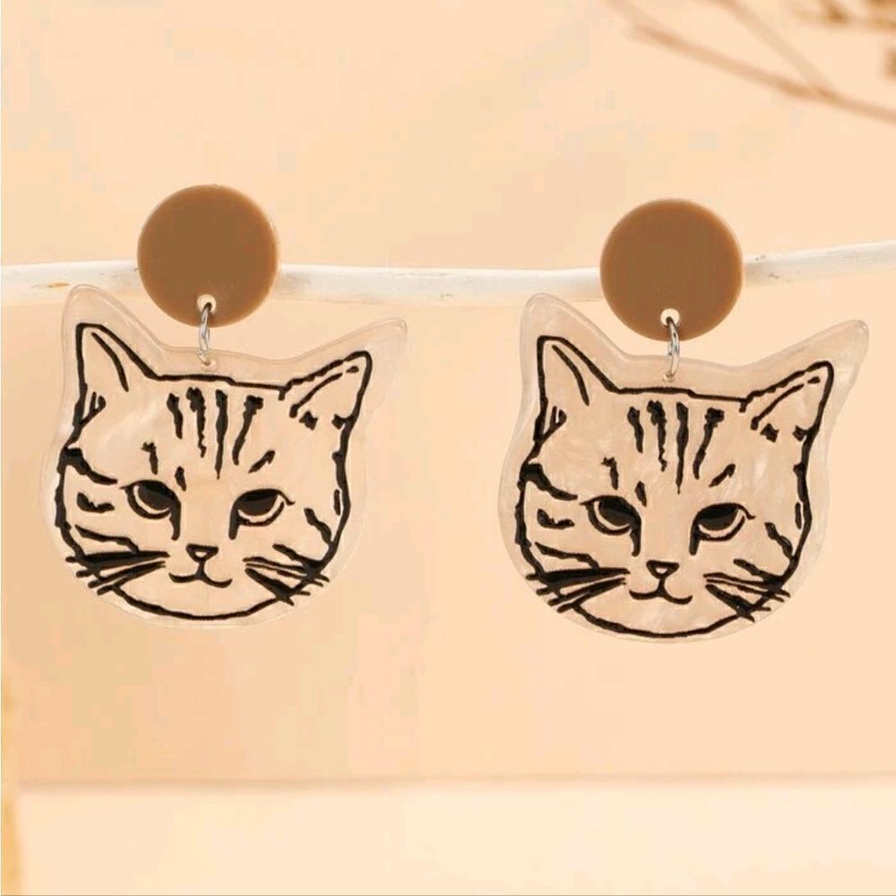 Kitty Cat Face Design Acrylic Dangling Drop Post Earrings - Picture 6 of 6